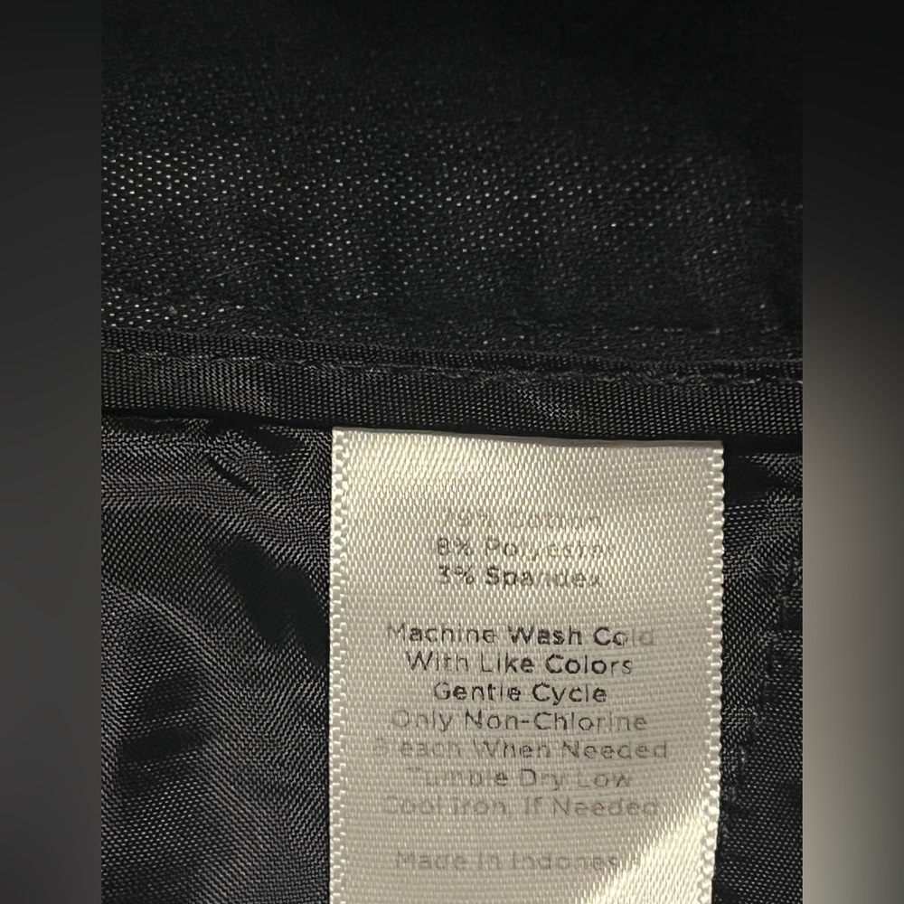 TALBOTS Women’s Charcoal Bermudas Dressy Stretch Shorts Size 10 - Picture 9 of 16